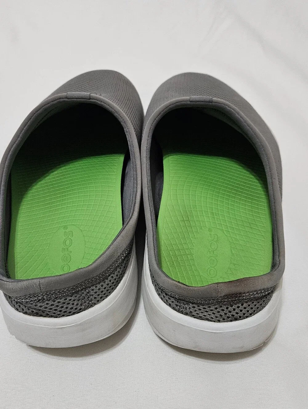 OOFOS OOcoozie Sport Mens Size 14 Mules Gray White Slip On Shoes Mesh Comfort